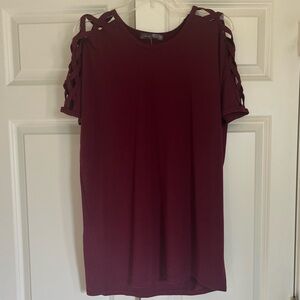 NWT Shiela Rose Short Sleeve Tee Medium